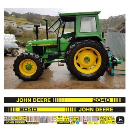 JOHN DEERE 2040